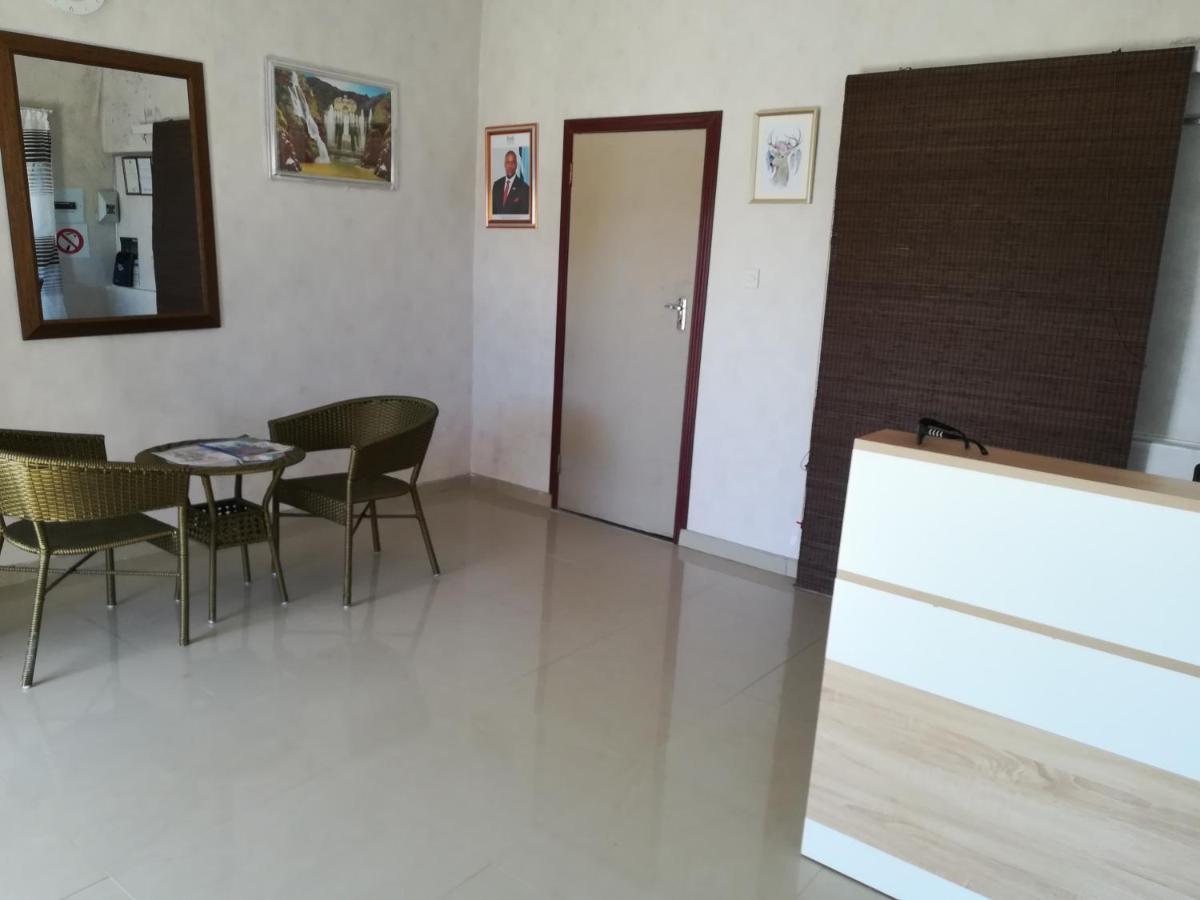 Lee Bed & Breakfast Francistown Exterior photo